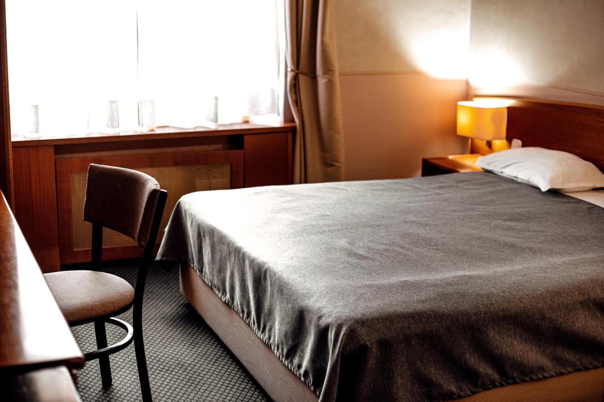 Marko Polo Hotel Aksay Bagian luar foto