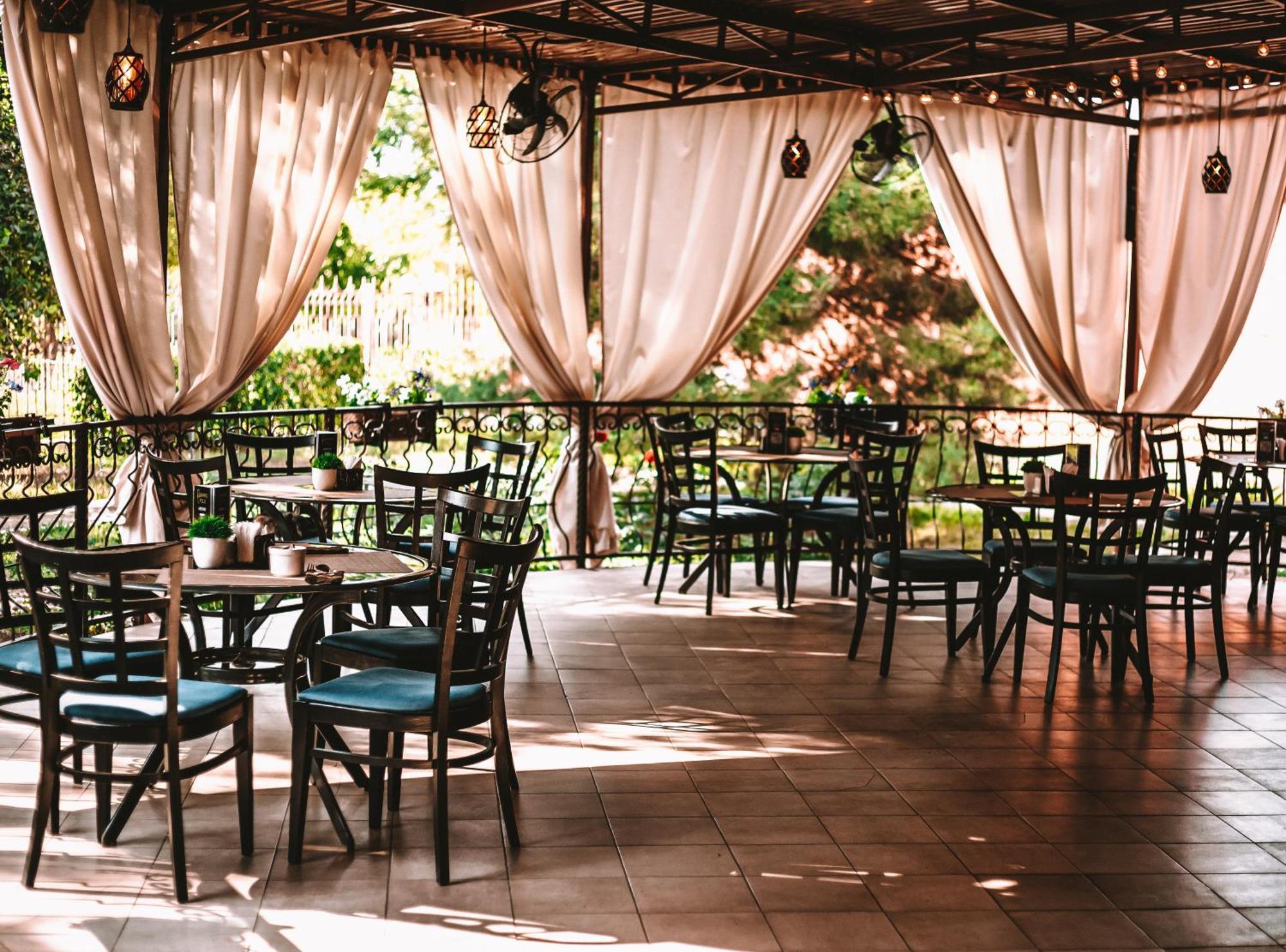 Marko Polo Hotel Aksay Bagian luar foto