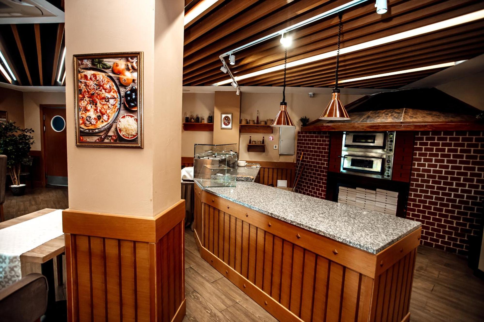 Marko Polo Hotel Aksay Bagian luar foto