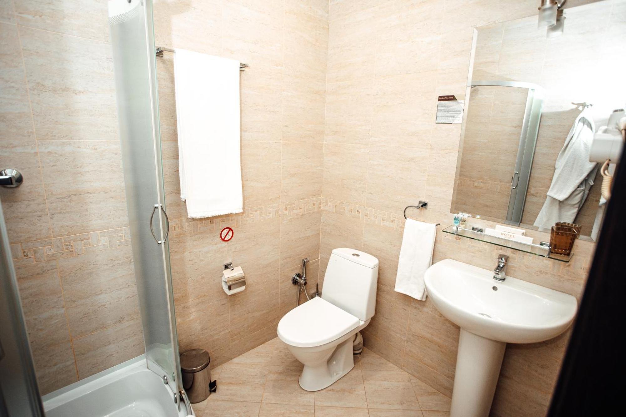 Marko Polo Hotel Aksay Bagian luar foto